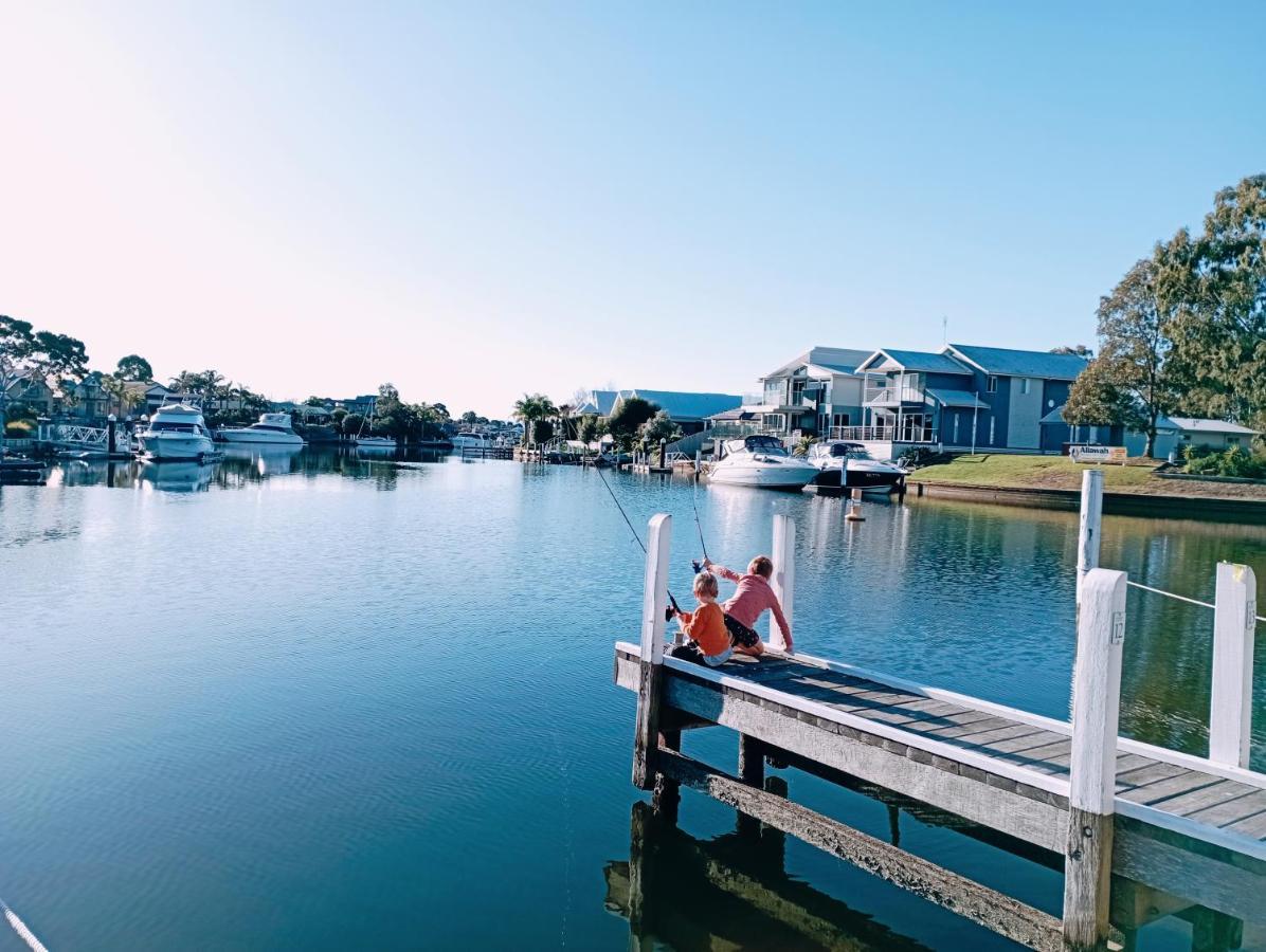 Captains Cove 1St Floor Spa Luxury Apartments - Free Netflix Paynesville Exteriér fotografie